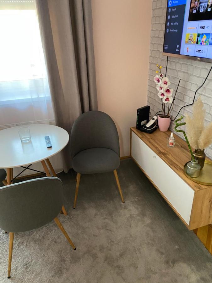 Apartment Cactus 021 Novi Sad Luaran gambar